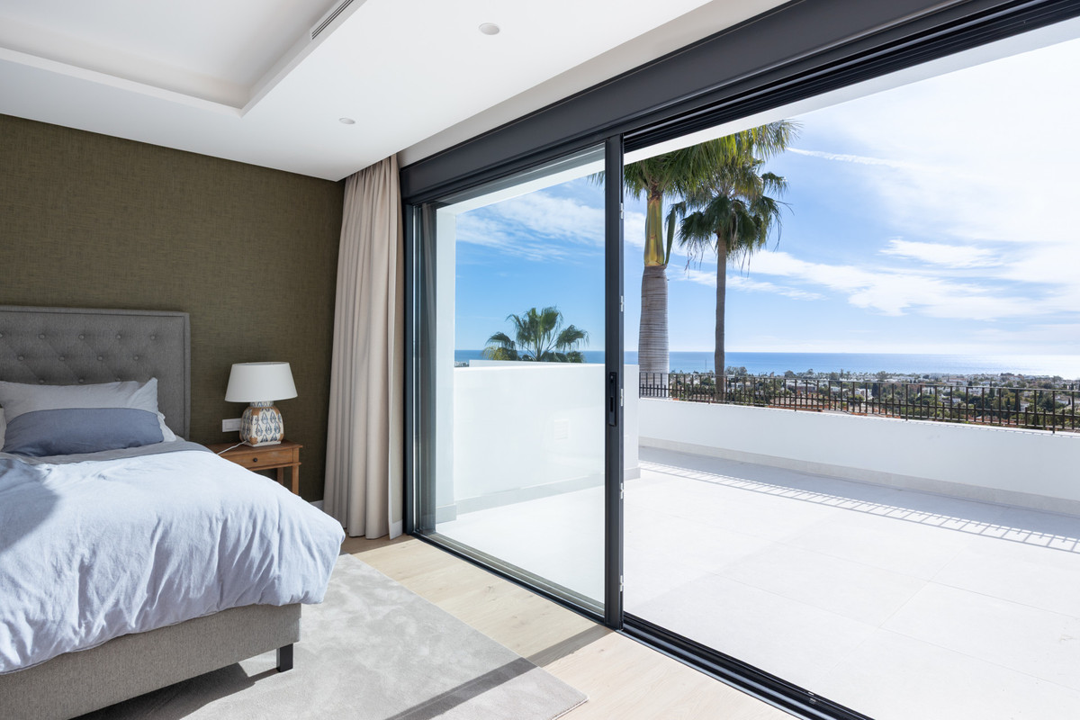 Se vende Villa - Chalet de 4 dormitorios en Costa Del Sol, Málaga, España