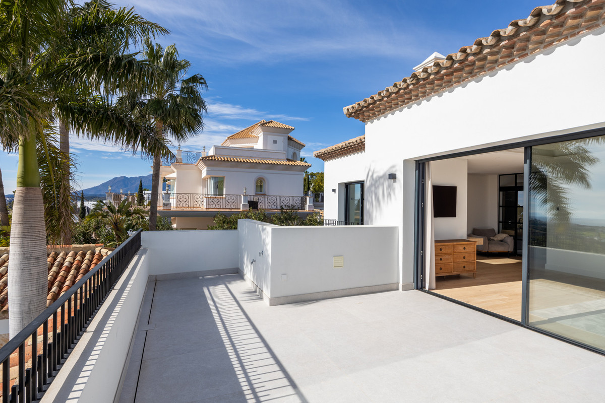 Se vende Villa - Chalet de 4 dormitorios en Costa Del Sol, Málaga, España