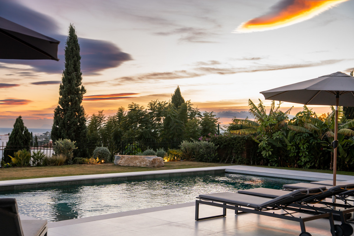 Se vende Villa - Chalet de 4 dormitorios en Costa Del Sol, Málaga, España