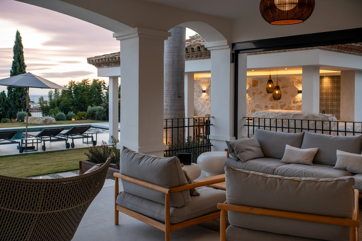 Se vende Villa - Chalet de 4 dormitorios en Costa Del Sol, Málaga, España