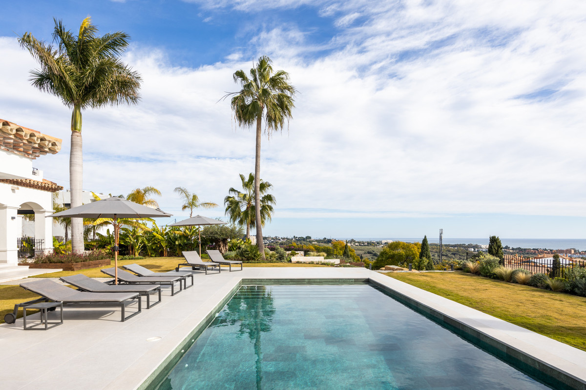 Se vende Villa - Chalet de 4 dormitorios en Costa Del Sol, Málaga, España