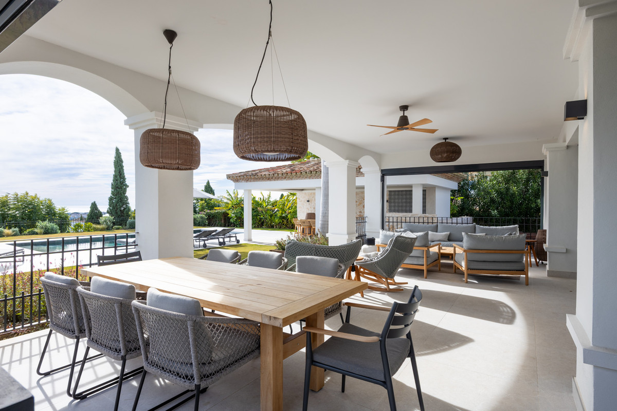 Se vende Villa - Chalet de 4 dormitorios en Costa Del Sol, Málaga, España