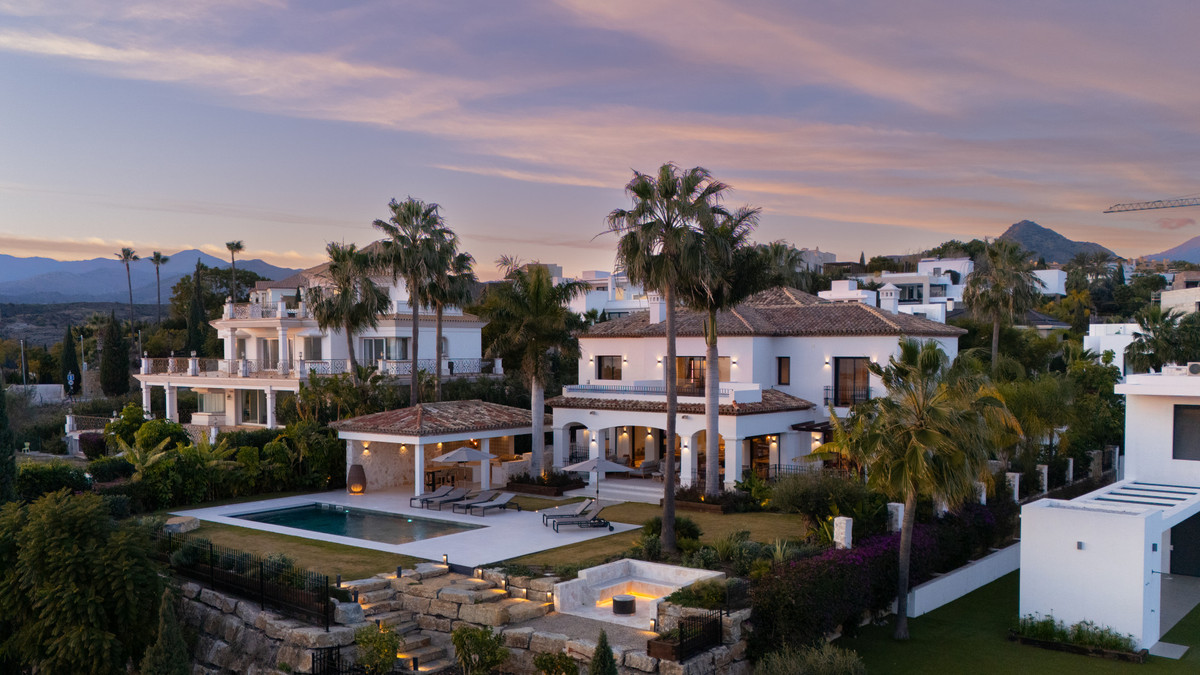 Se vende Villa - Chalet de 4 dormitorios en Costa Del Sol, Málaga, España