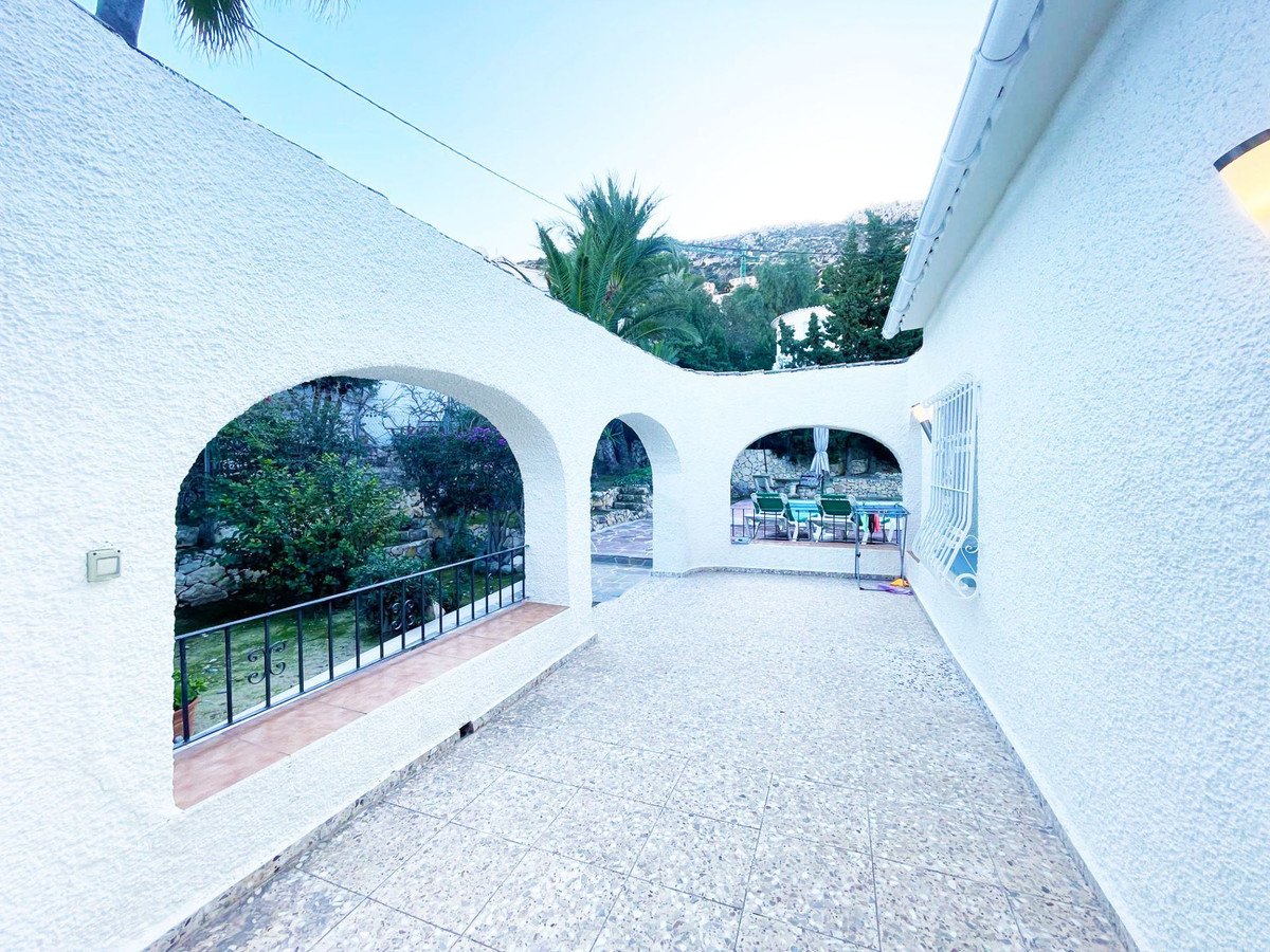 Se vende Villa - Chalet de 4 dormitorios en Costa Blanca, Alicante, España