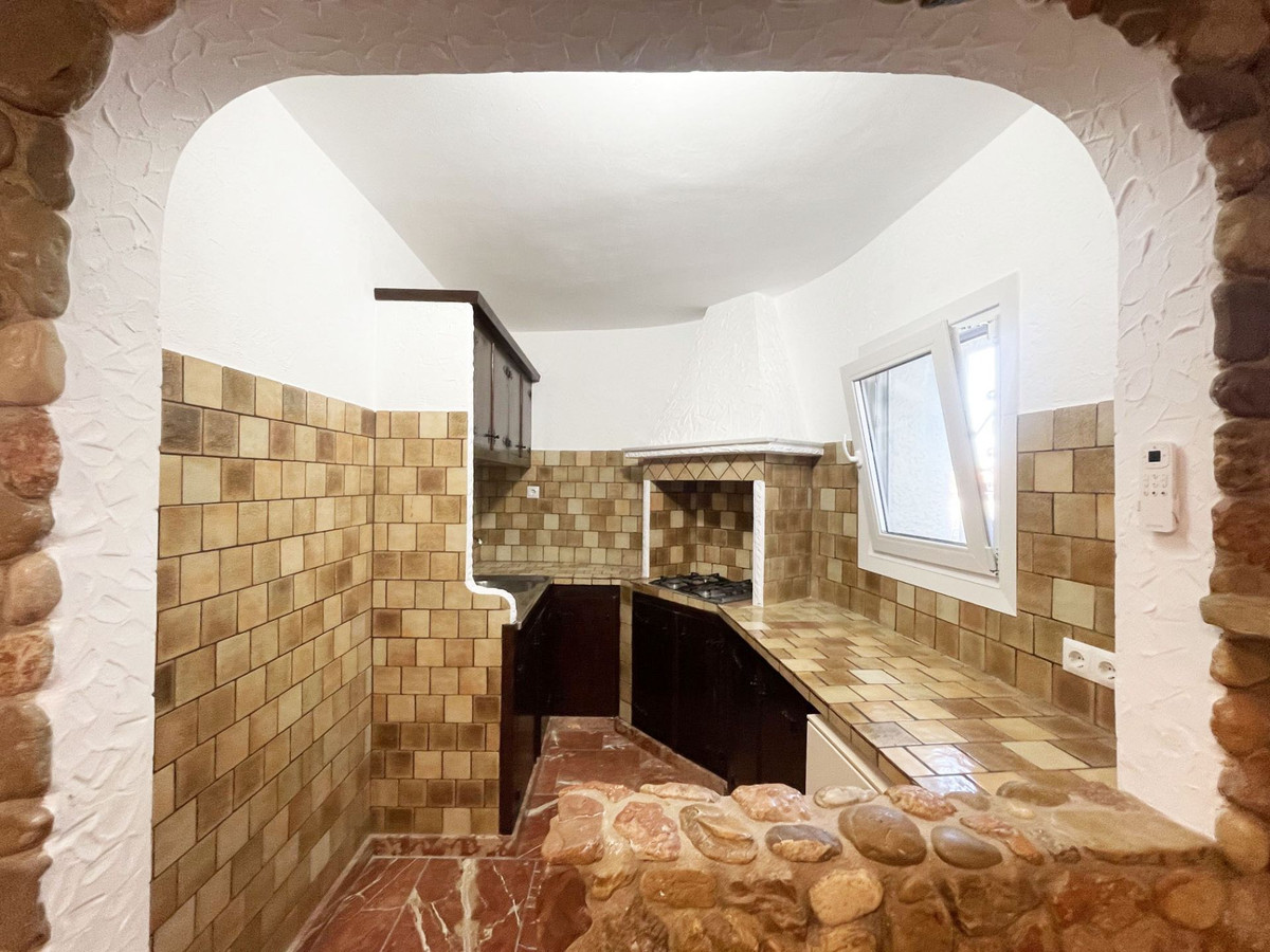 Se vende Villa - Chalet de 4 dormitorios en Costa Blanca, Alicante, España