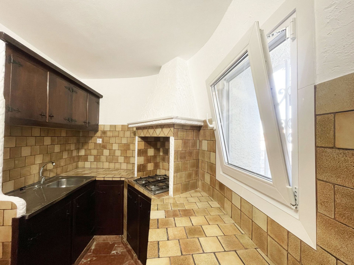 Se vende Villa - Chalet de 4 dormitorios en Costa Blanca, Alicante, España