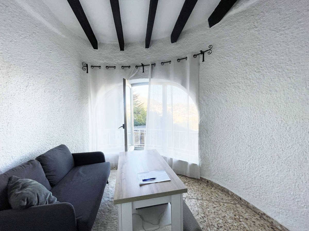 Se vende Villa - Chalet de 4 dormitorios en Costa Blanca, Alicante, España