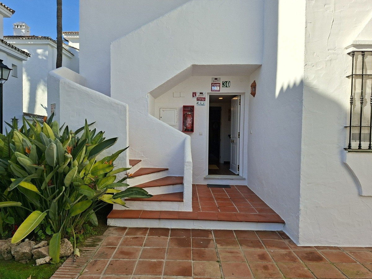 1 Bed Apartment for sale in Marbella Costa Del Sol, Málaga, Spain