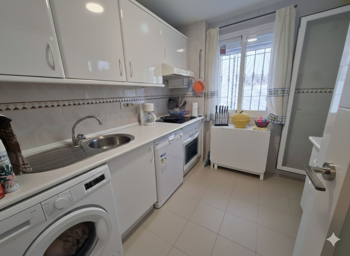 1 Bed Apartment for sale in Marbella Costa Del Sol, Málaga, Spain