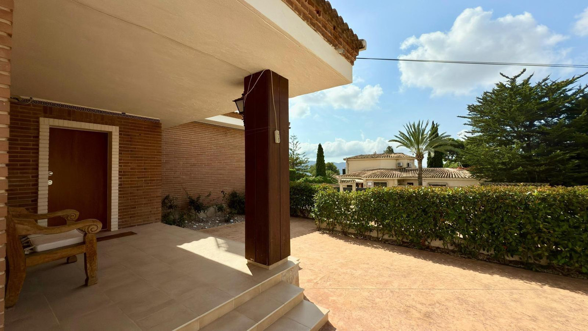 3 Bed Townhouse for sale in La Nucia Costa Blanca, Alicante, Spain