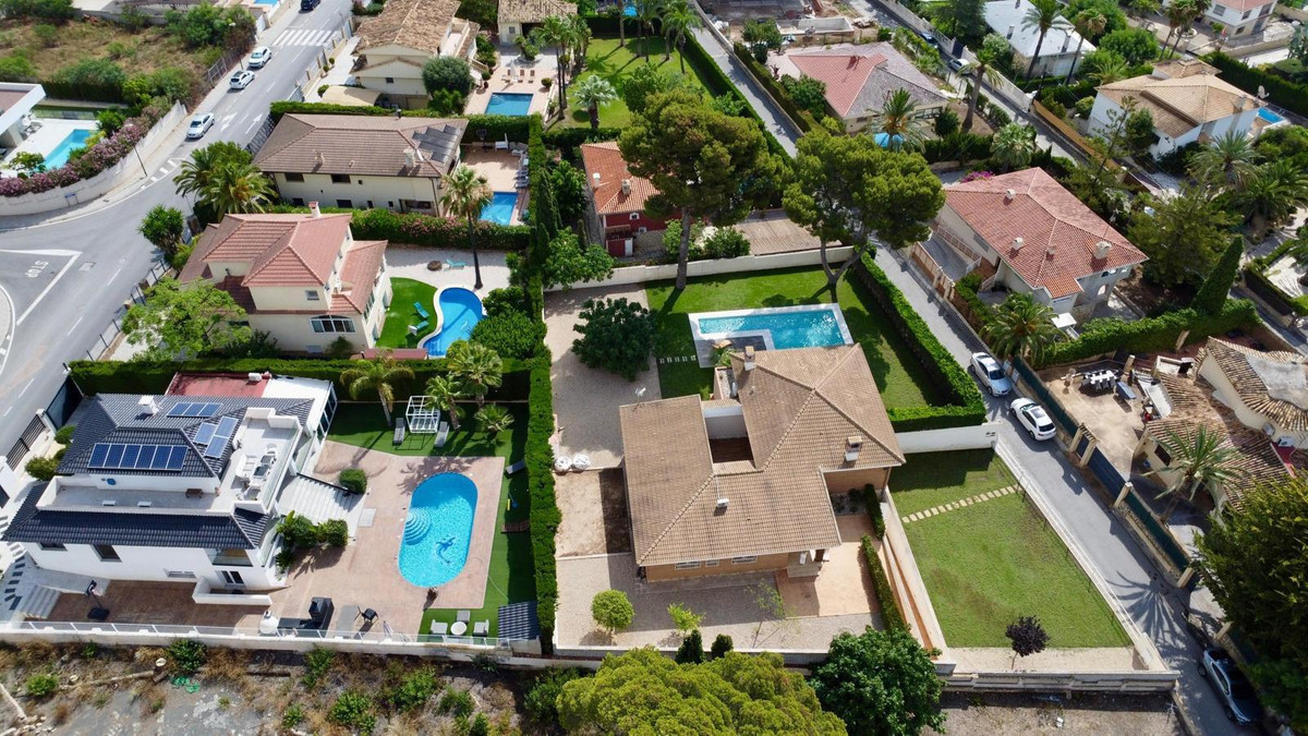 3 Bed Townhouse for sale in La Nucia Costa Blanca, Alicante, Spain