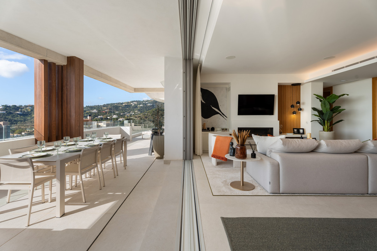 3 Bed Apartment for sale in Benahavís Costa Del Sol, Málaga, Spain