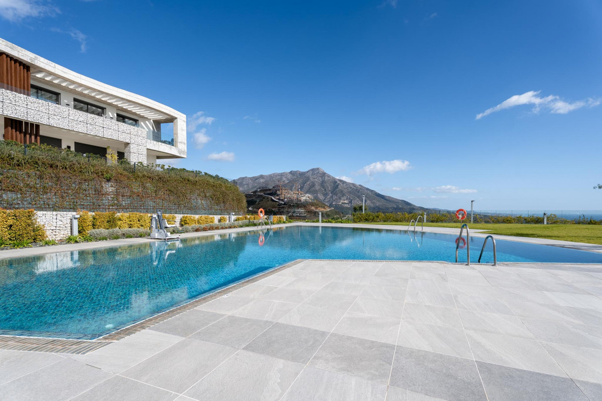 3 Bed Apartment for sale in Benahavís Costa Del Sol, Málaga, Spain