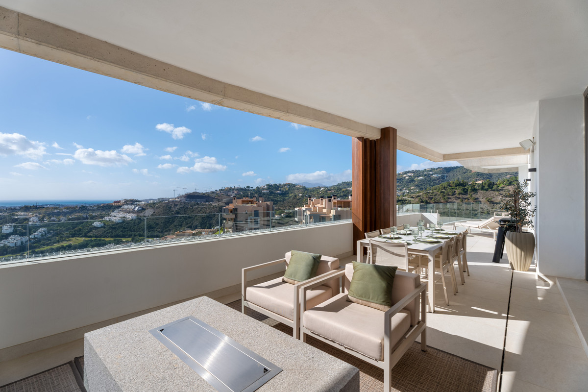 3 Bed Apartment for sale in Benahavís Costa Del Sol, Málaga, Spain