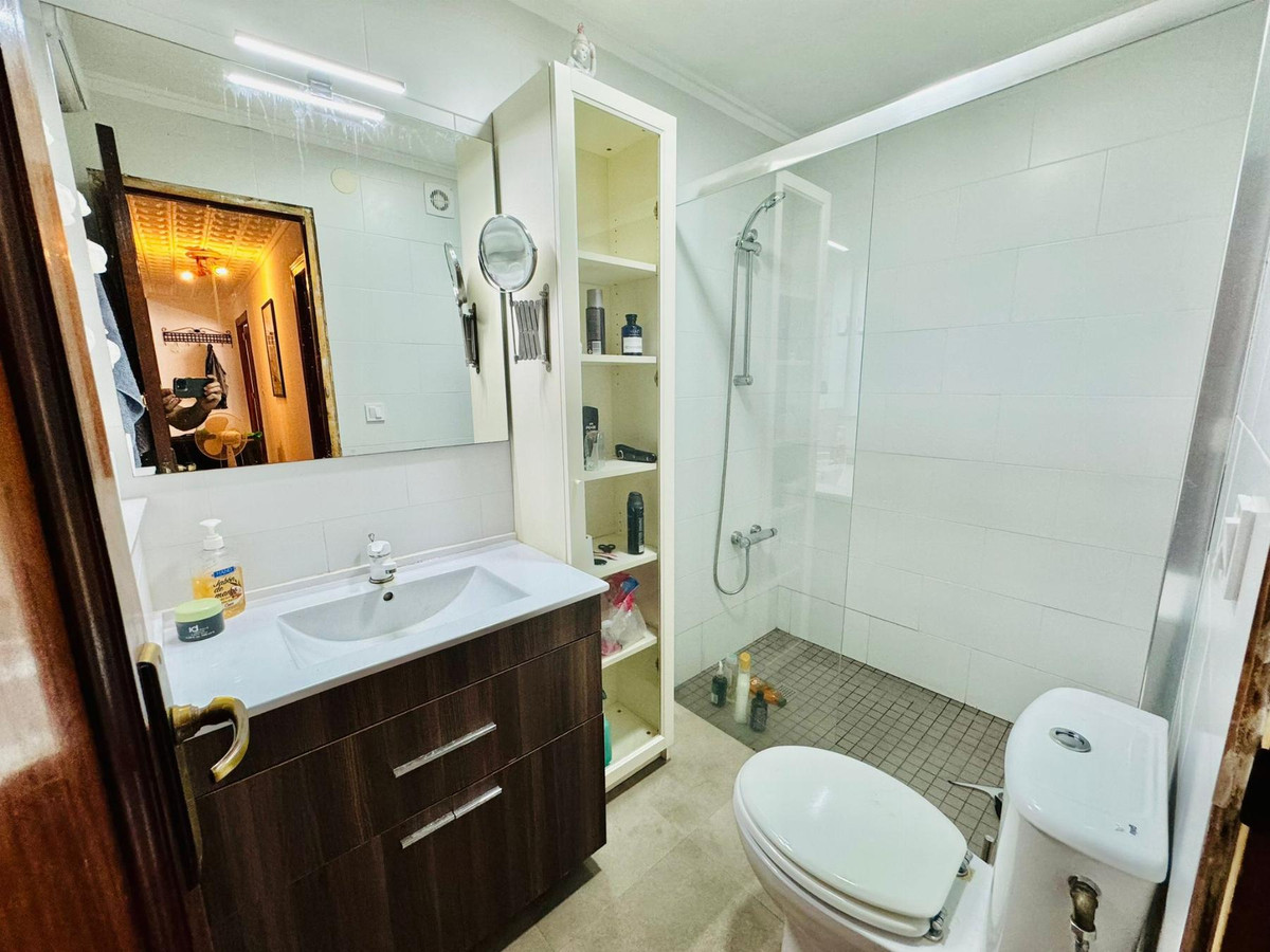 Se vende Apartamento Planta Media de 3 dormitorios en Costa Blanca, Alicante, España