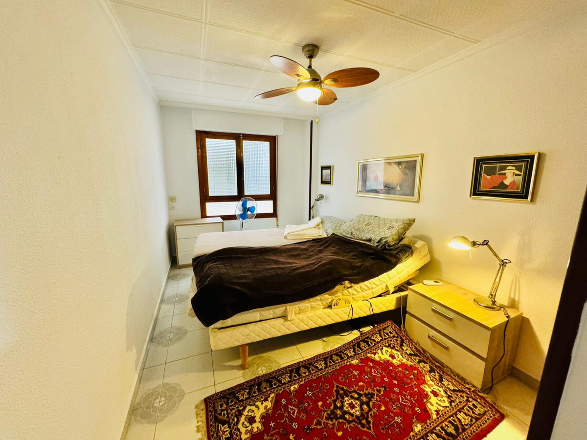 Se vende Apartamento Planta Media de 3 dormitorios en Costa Blanca, Alicante, España