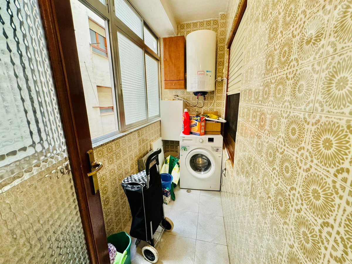 Se vende Apartamento Planta Media de 3 dormitorios en Costa Blanca, Alicante, España