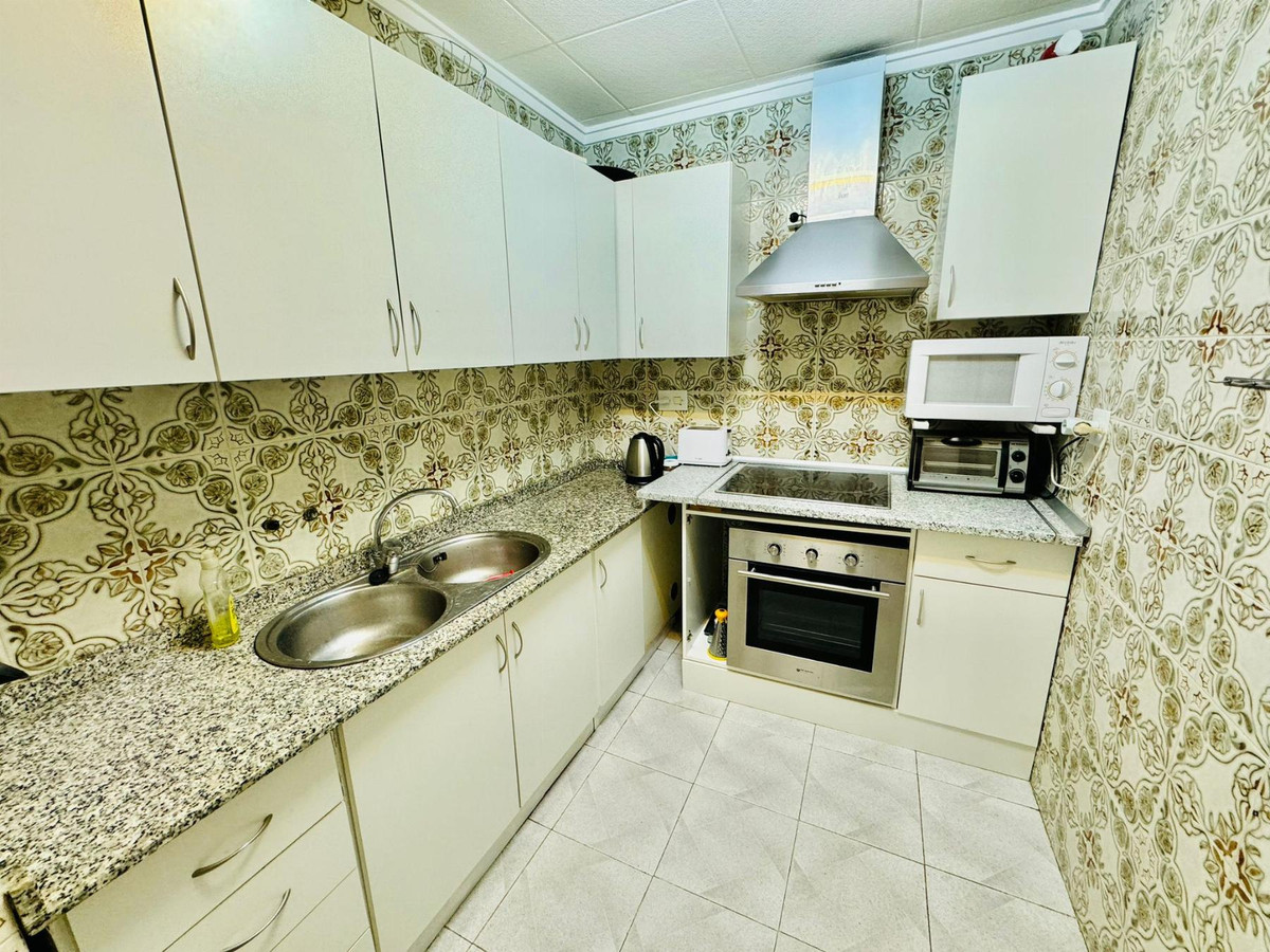 Se vende Apartamento Planta Media de 3 dormitorios en Costa Blanca, Alicante, España