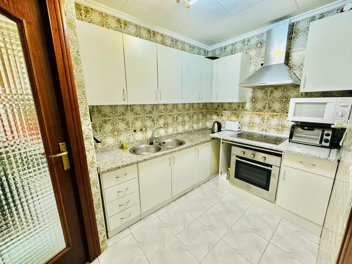 Se vende Apartamento Planta Media de 3 dormitorios en Costa Blanca, Alicante, España