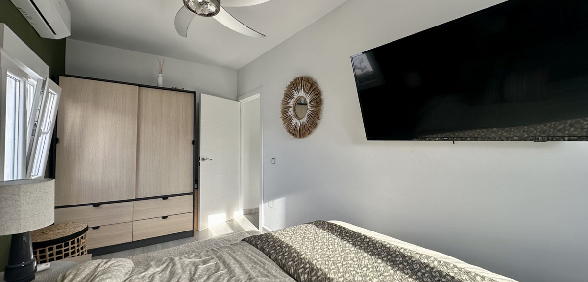 Se vende Villa - Chalet de 5 dormitorios en Costa Blanca, Alicante, España