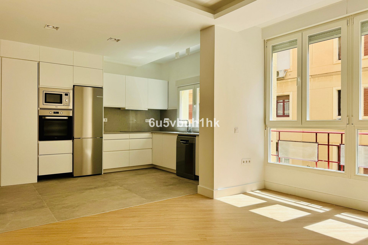 3 Bed Apartment for sale in Málaga Costa Del Sol, Málaga, Spain