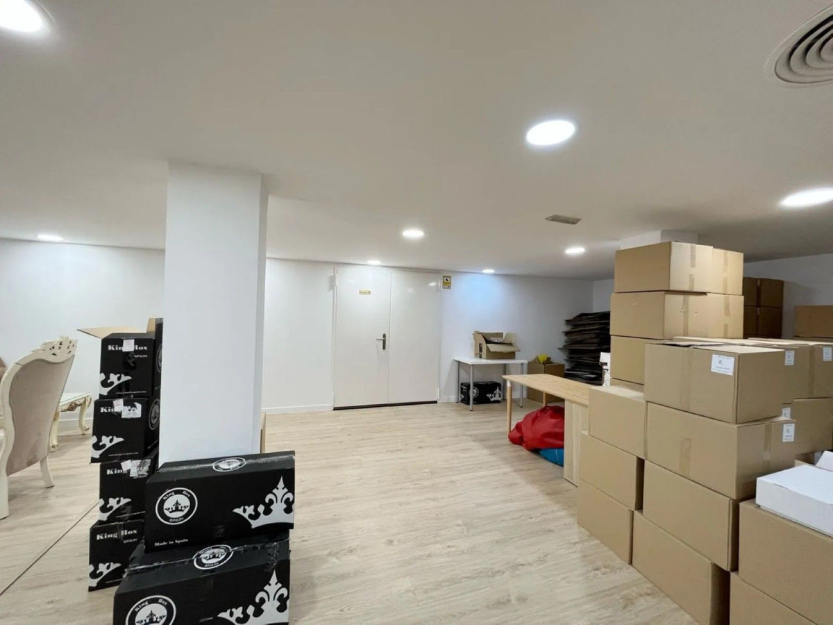 Commercial unit for sale in Marbella Costa Del Sol, Málaga, Spain