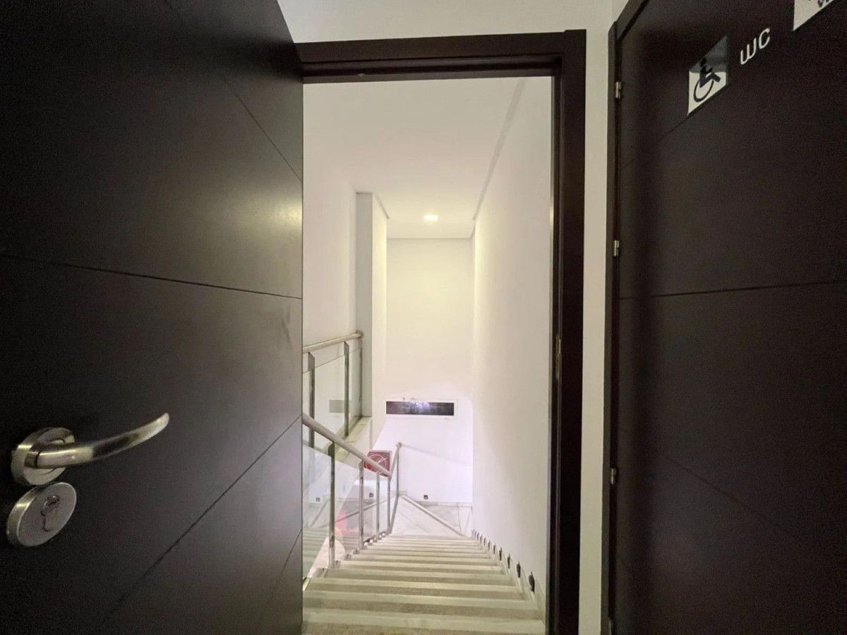 Commercial unit for sale in Marbella Costa Del Sol, Málaga, Spain