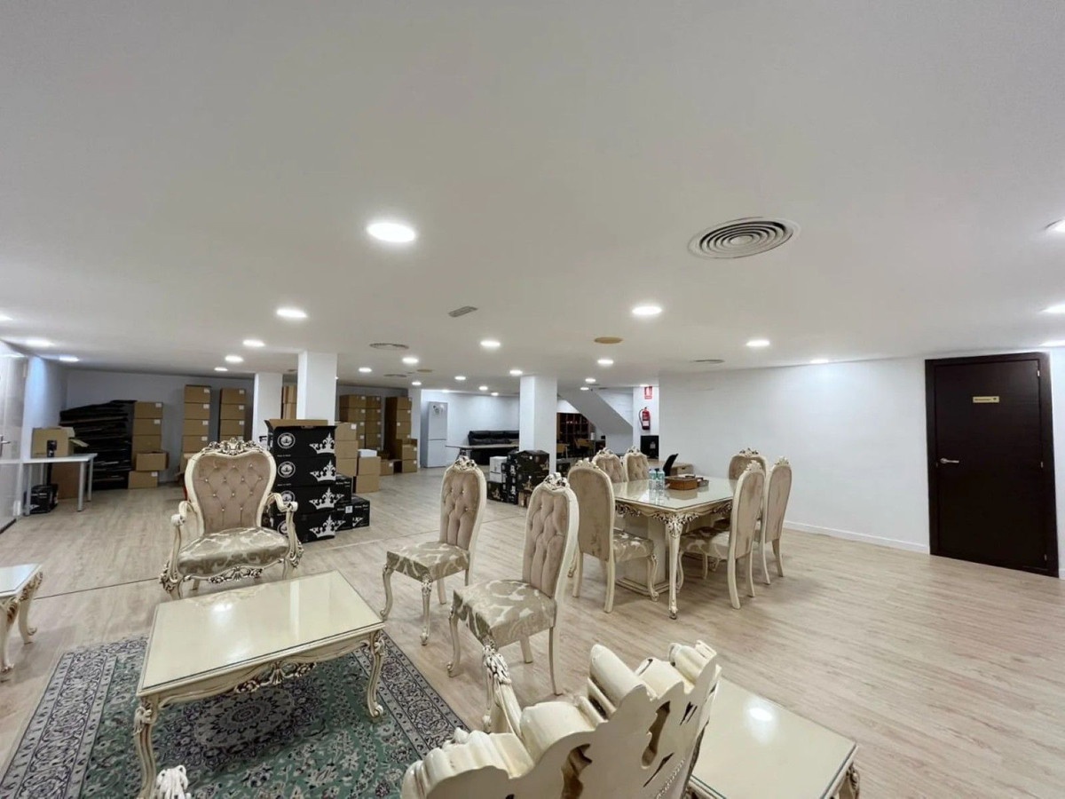 Commercial unit for sale in Marbella Costa Del Sol, Málaga, Spain