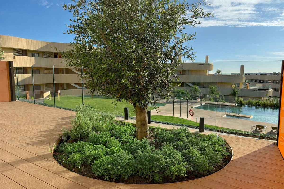 3 Bed Apartment for sale in Fuengirola Costa Del Sol, Málaga, Spain