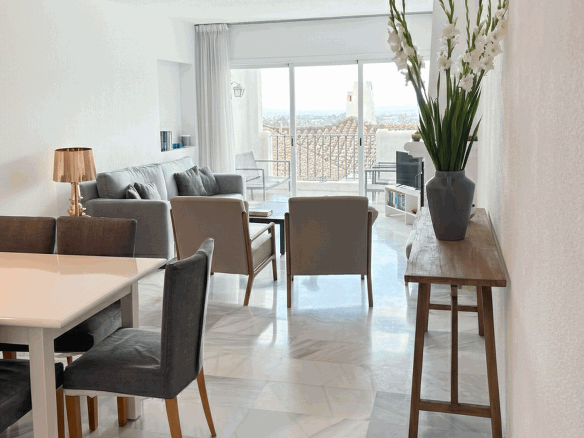 2 Bed Apartment for sale in Los Almendros Costa Del Sol, Málaga, Spain