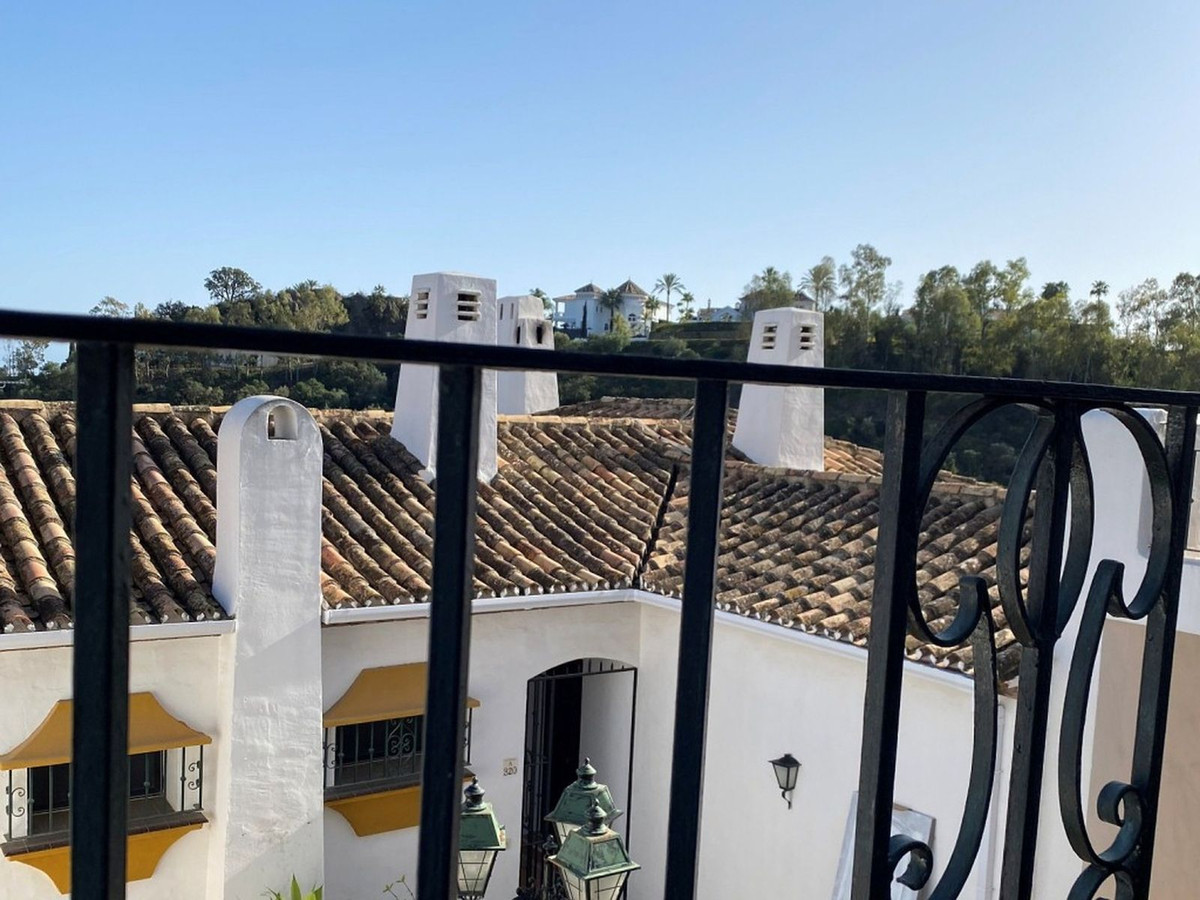 2 Bed Apartment for sale in Los Almendros Costa Del Sol, Málaga, Spain