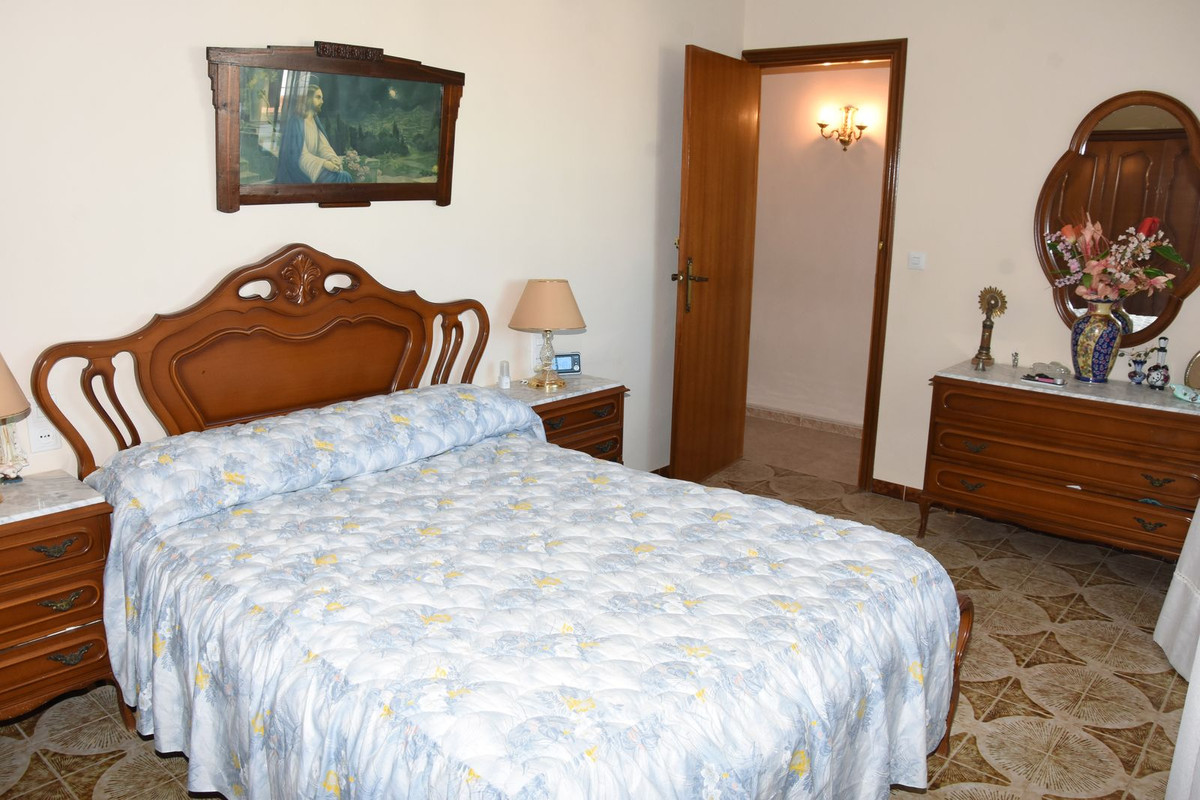 Se vende Apartamento Planta Media de 3 dormitorios en Costa Del Sol, Málaga, España