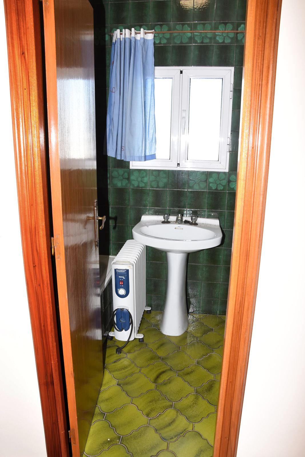 Se vende Apartamento Planta Media de 3 dormitorios en Costa Del Sol, Málaga, España