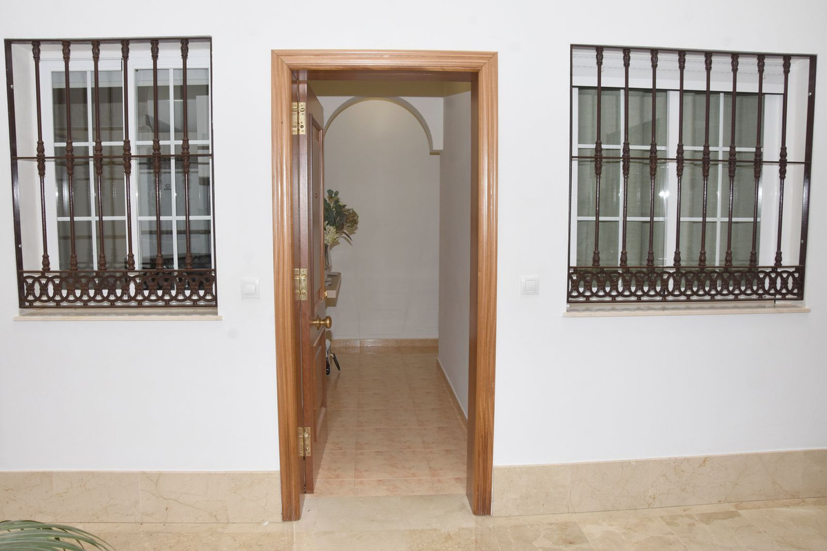 Se vende Apartamento Planta Baja de 2 dormitorios en Costa Del Sol, Málaga, España