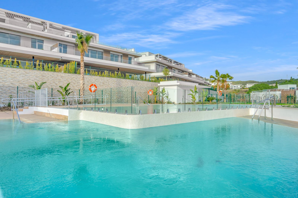 Se vende Apartamento Planta Baja de 4 dormitorios en Costa Del Sol, Málaga, España