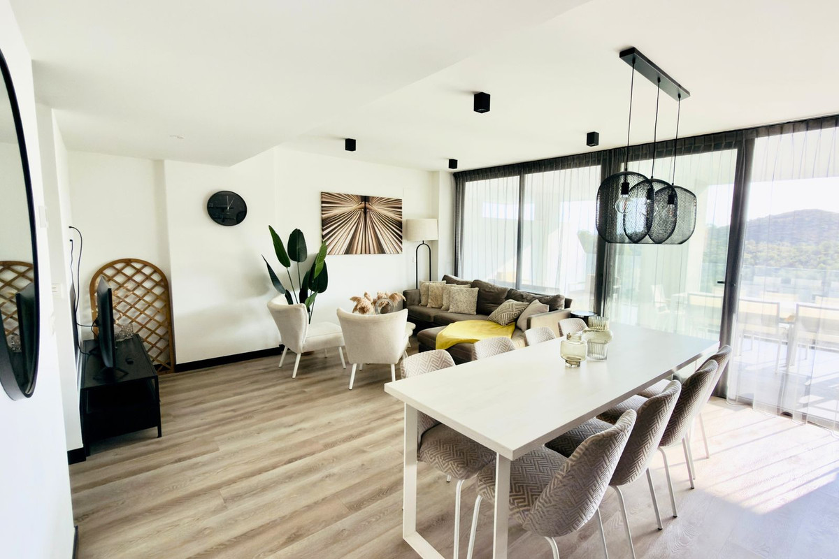 Se vende Apartamento Planta Media de 4 dormitorios en Costa Del Sol, Málaga, España