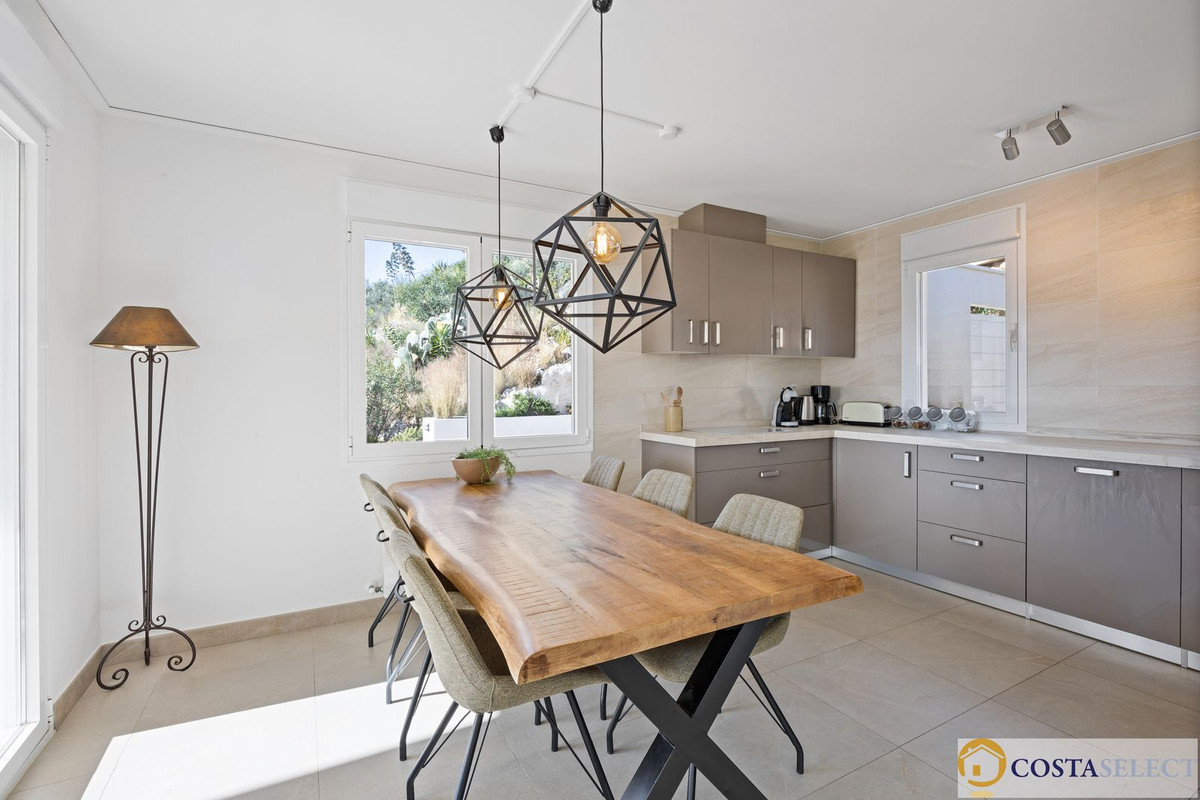 7 Bed Townhouse for sale in Alcalali Costa Blanca, Alicante, Spain