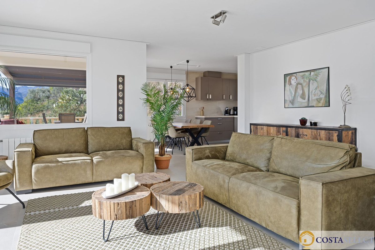 7 Bed Townhouse for sale in Alcalali Costa Blanca, Alicante, Spain