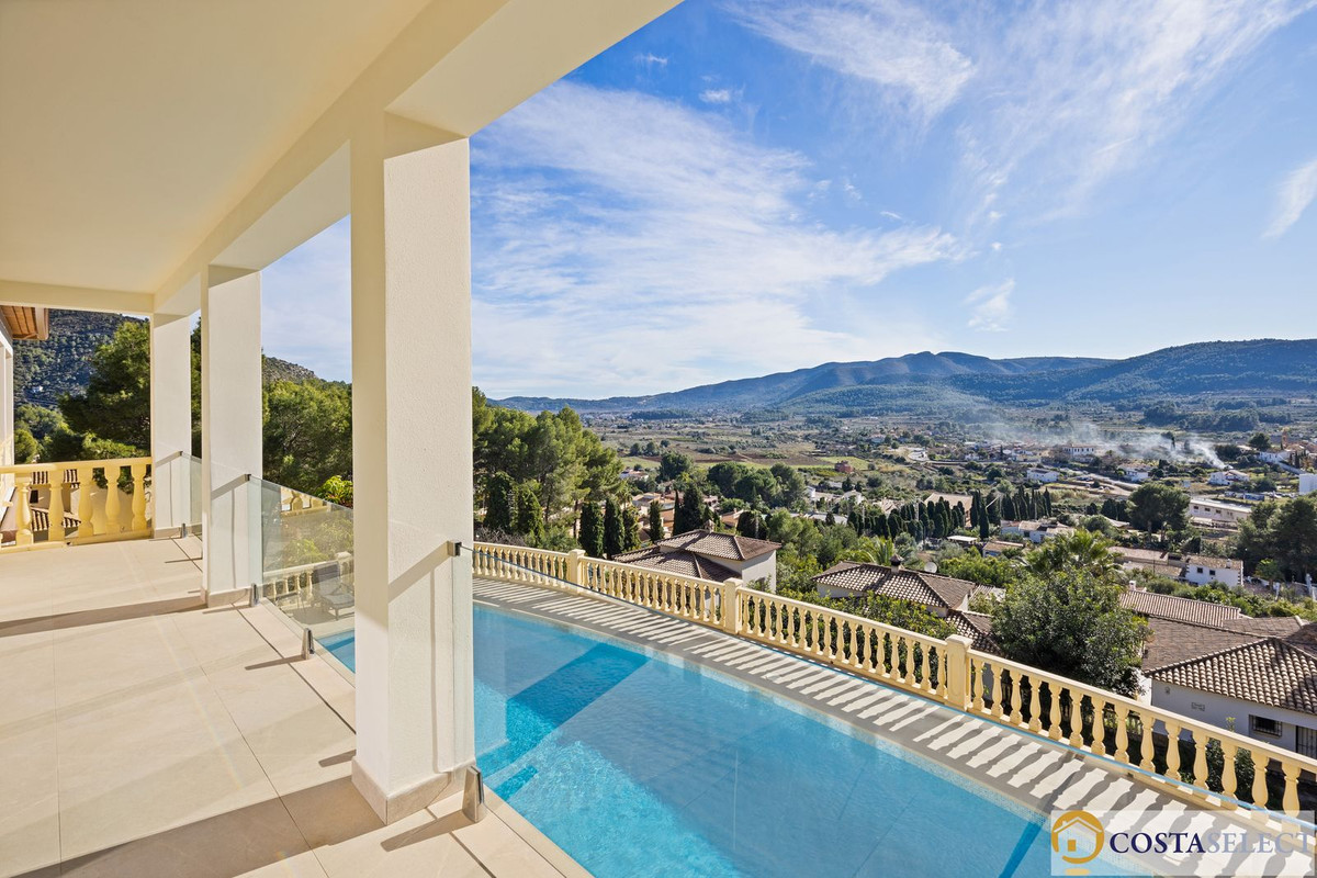 7 Bed Townhouse for sale in Alcalali Costa Blanca, Alicante, Spain