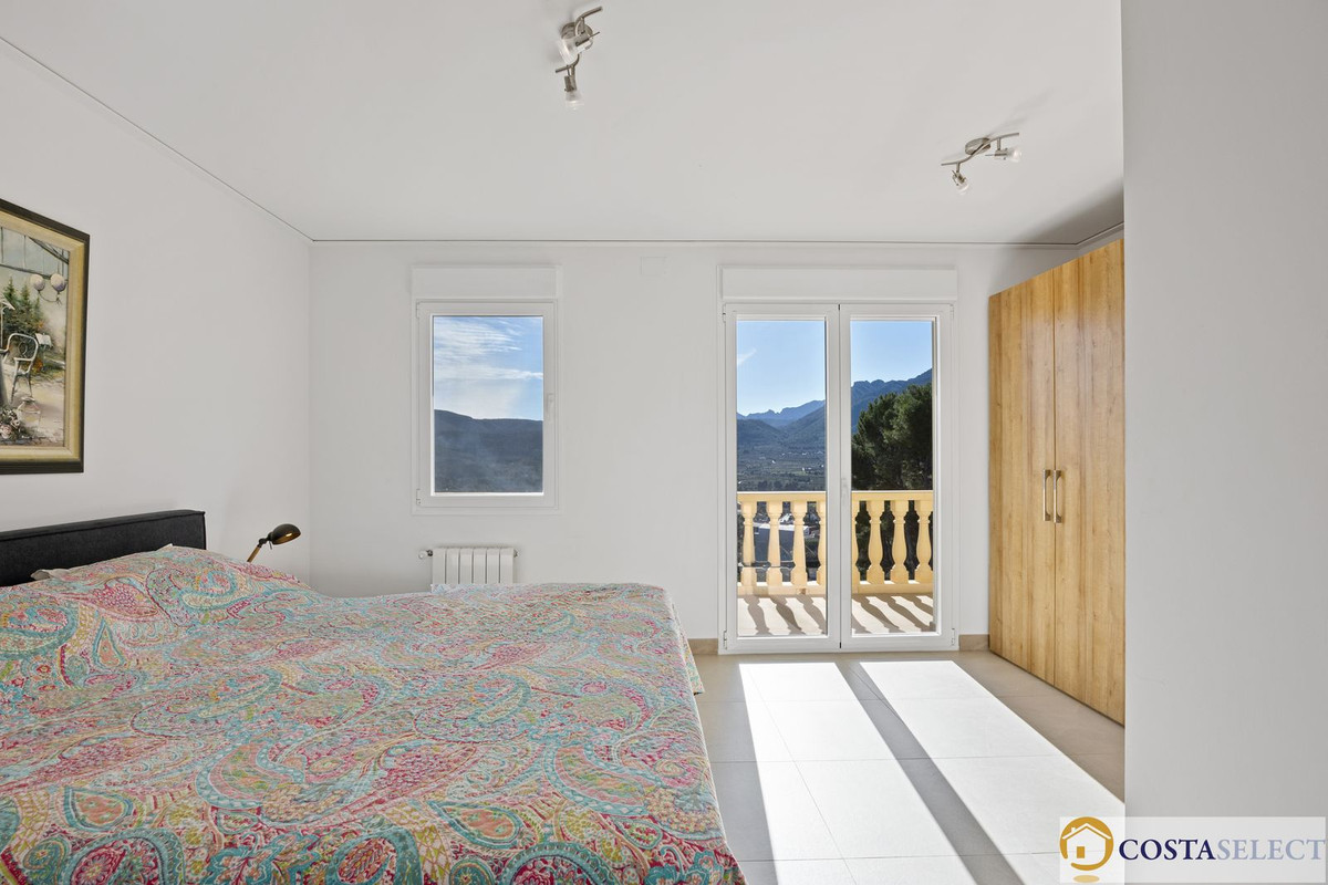 7 Bed Townhouse for sale in Alcalali Costa Blanca, Alicante, Spain