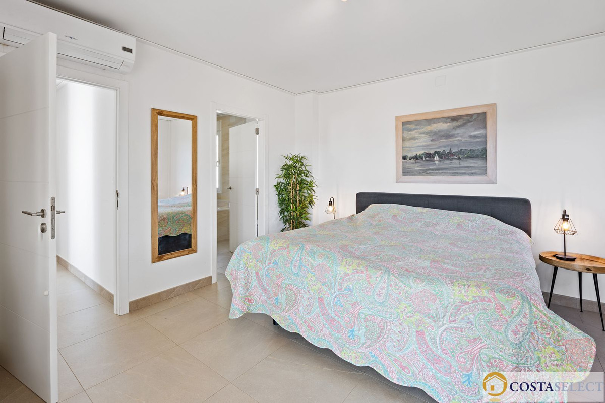 7 Bed Townhouse for sale in Alcalali Costa Blanca, Alicante, Spain