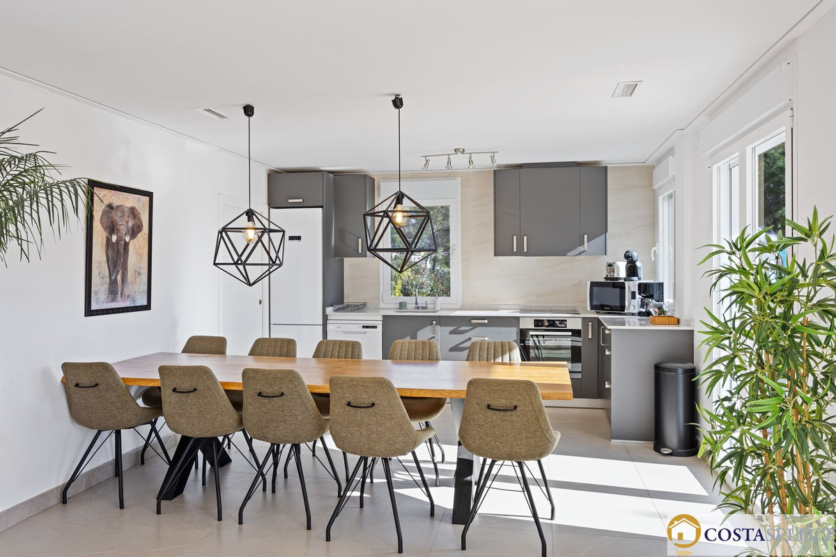 7 Bed Townhouse for sale in Alcalali Costa Blanca, Alicante, Spain