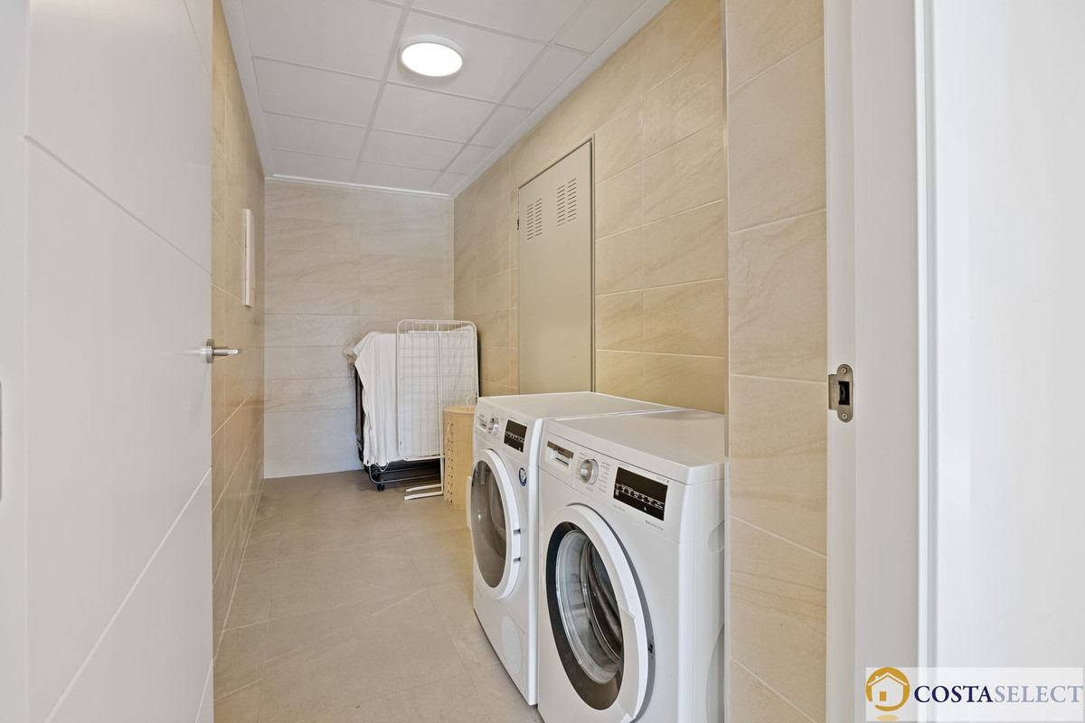 7 Bed Townhouse for sale in Alcalali Costa Blanca, Alicante, Spain