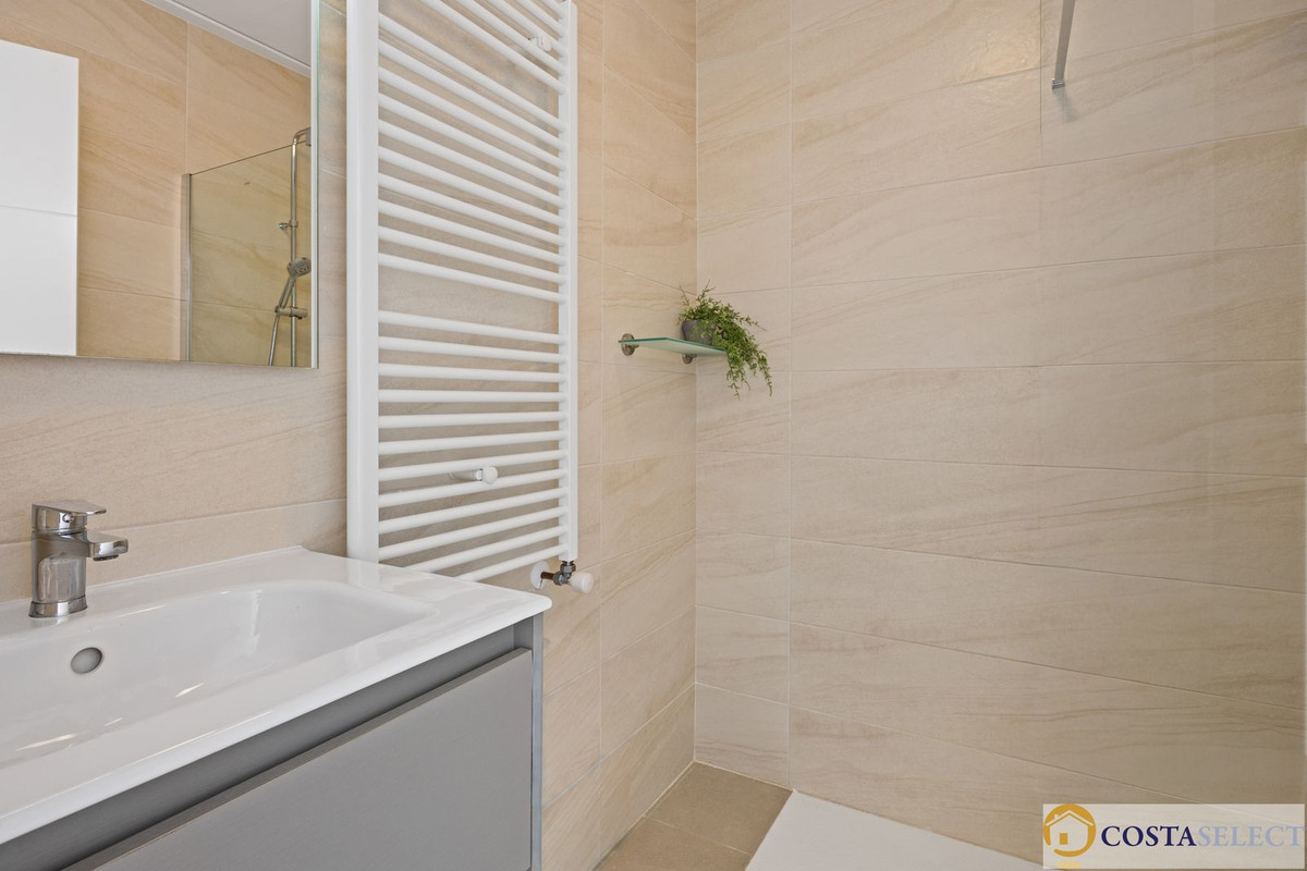 7 Bed Townhouse for sale in Alcalali Costa Blanca, Alicante, Spain