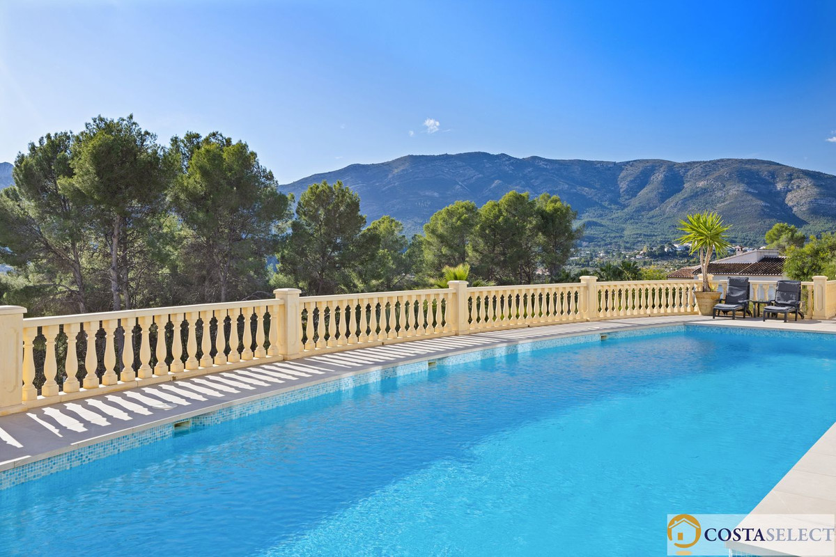 7 Bed Townhouse for sale in Alcalali Costa Blanca, Alicante, Spain