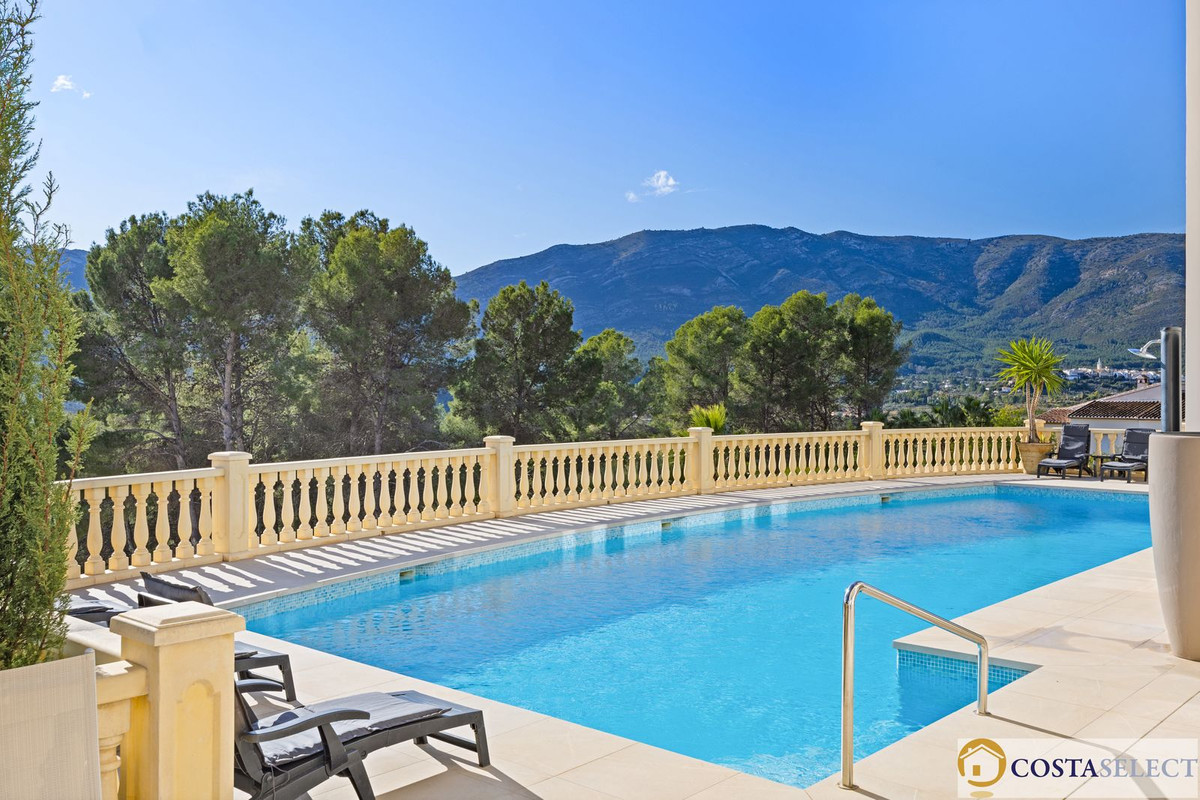 7 Bed Townhouse for sale in Alcalali Costa Blanca, Alicante, Spain