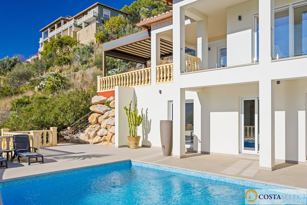 7 Bed Townhouse for sale in Alcalali Costa Blanca, Alicante, Spain