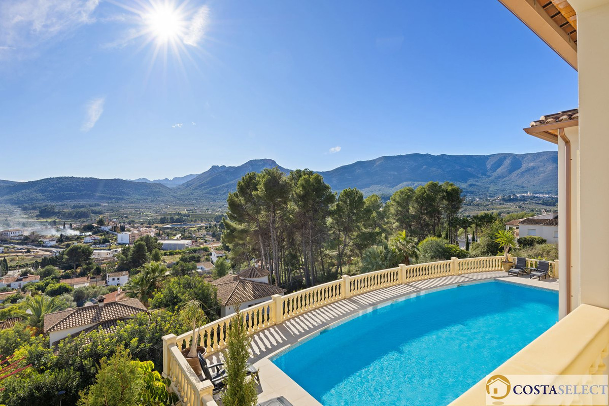 7 Bed Townhouse for sale in Alcalali Costa Blanca, Alicante, Spain