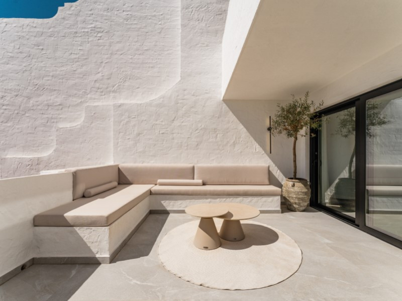 3 Bed Apartment for sale in Benahavís Costa Del Sol, Málaga, Spain