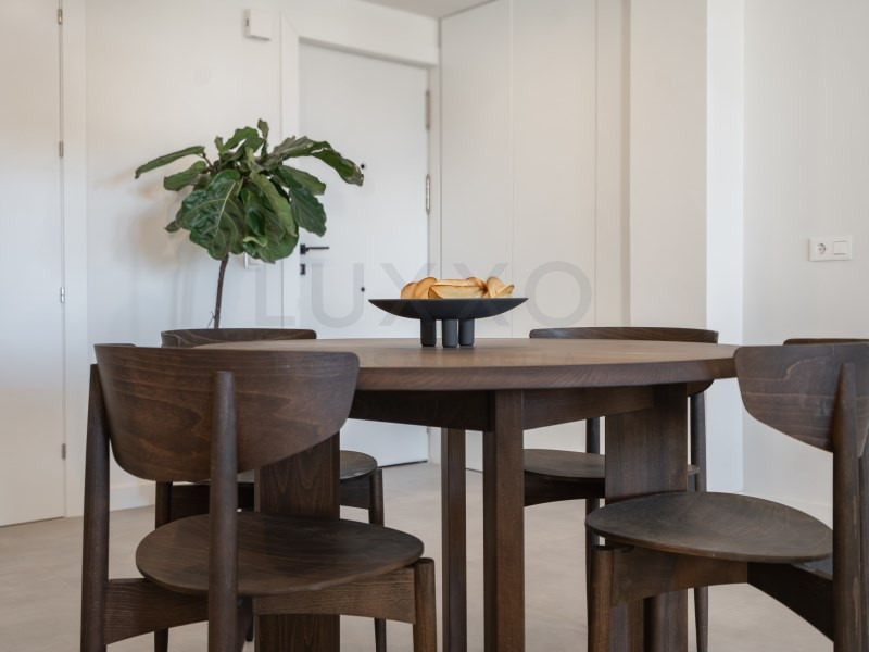 2 Bed Apartment for sale in Benahavís Costa Del Sol, Málaga, Spain